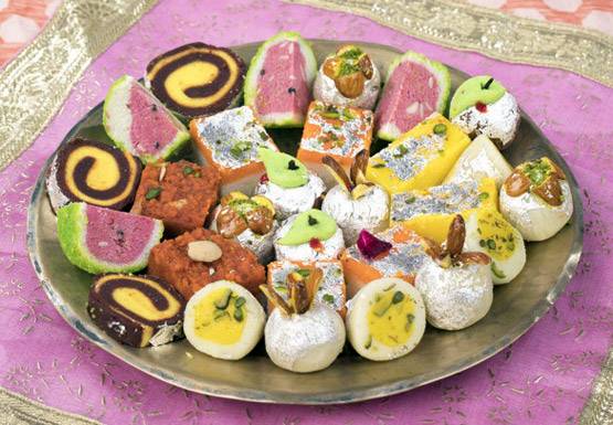 मावा असली है या नकली? त्योहार में खरीदते समय ऐसे परखें