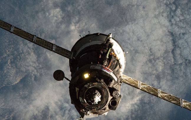 क्यों 1972 के बाद से चांद पर नहीं गया इंसान, क्या है NASA का प्लान