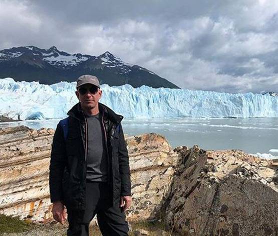 बिल गेट्स Vs बेजोस, ऐसे की थी कंपनी की शुरुआत, जानें संपत्ति