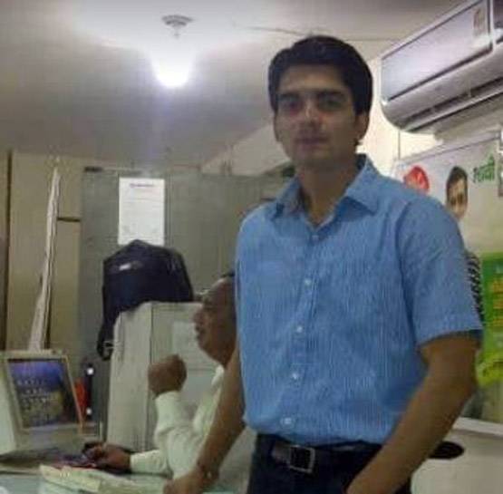 IAS इंटरव्यू में हुए फेल, अब UP PCS परीक्षा पास कर बने अफसर