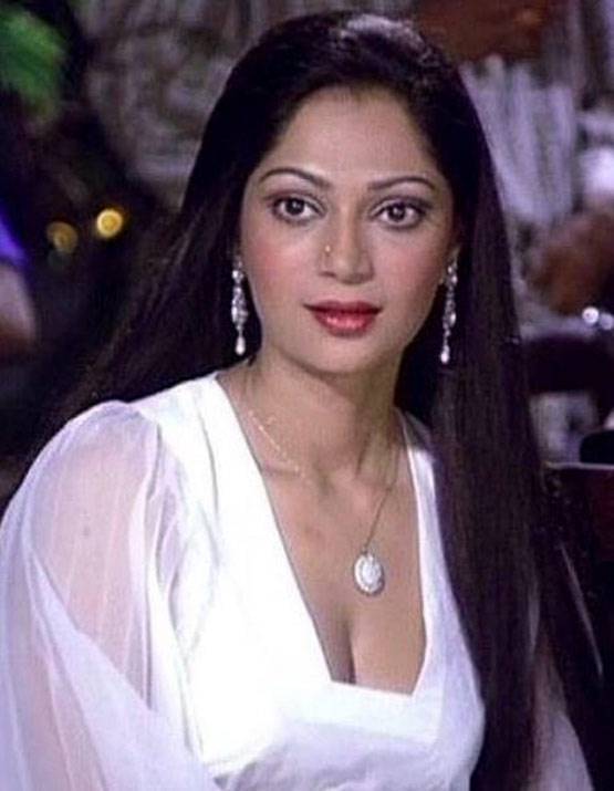 सिमी ग्रेवाल ने 17 साल की उम्र में दिए थे सबसे ज्यादा बोल्ड सीन्स - Entertainment AajTak