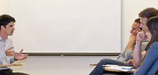 IAS इंटरव्यू में पूछा- पहली सिगरेट कब पी? टॉपर ने दिया ये जवाब