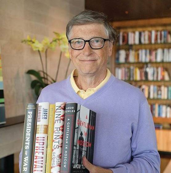 बिल गेट्स Vs बेजोस, ऐसे की थी कंपनी की शुरुआत, जानें संपत्ति