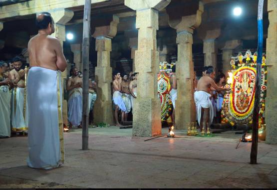 ये है देश का सबसे अमीर मंदिर, दान पेटी में हर साल आते हैं 97,500 करोड़