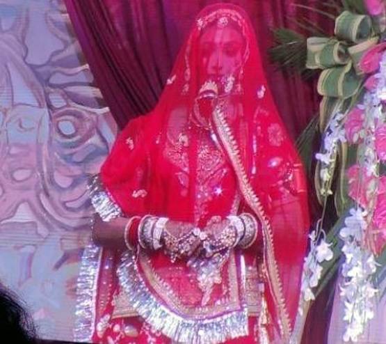 ये रिश्ता... फेम मोहिना की शादी, घूंघट ओढ़े दुल्हन रॉयल लुक में