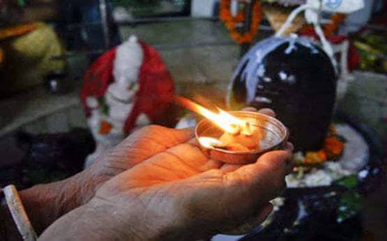 दिवाली पर भूलकर भी न करें ये 10 काम, रुक जाएगी कृपा