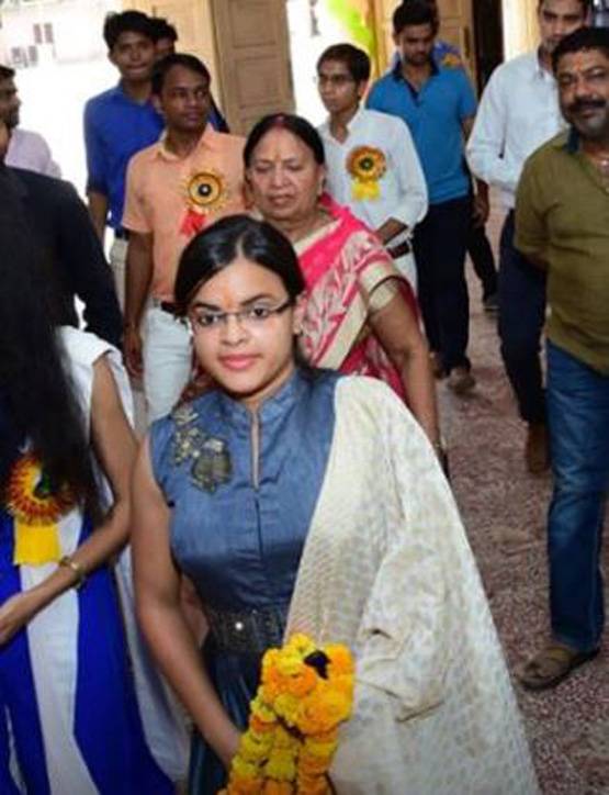 UPSC: इंटरव्यू में पूछा हिंदू-मुस्लिम में किसका देंगी साथ? इस जवाब से सेलेक्ट