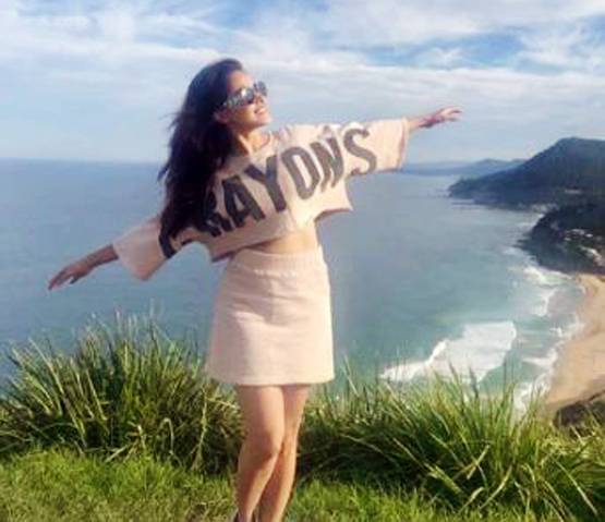 नुसरत भरूचा की बिकिनी फोटोज वायरल, टैटू फ्लॉन्ट करती दिखीं