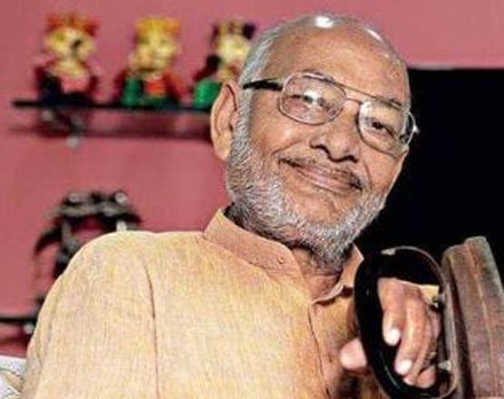 मोदी की भतीजी हैं दमयंती, इतना बड़ा है PM का परिवार