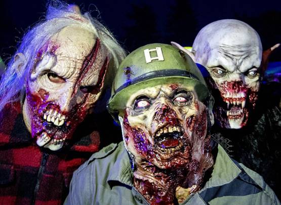 कैसे शुरू हुई लड़कों में भूत और लड़कियों में चुड़ैल बनने की सनक