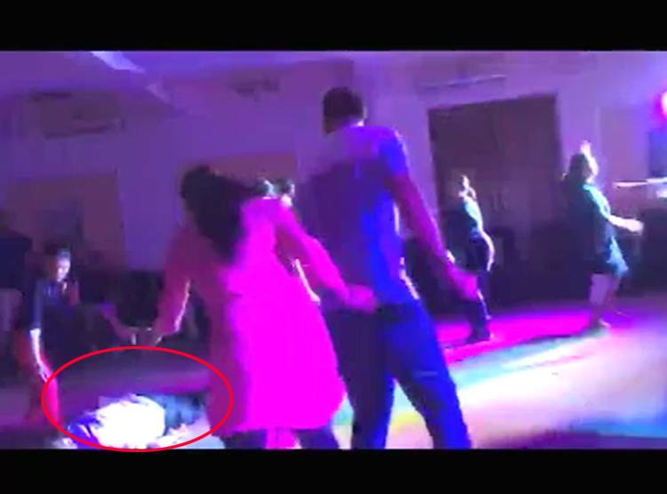 कैमरे में र‍िकॉर्ड Live मौत, 2 सेकंड में न‍िकल गई डांस फ्लोर पर जान