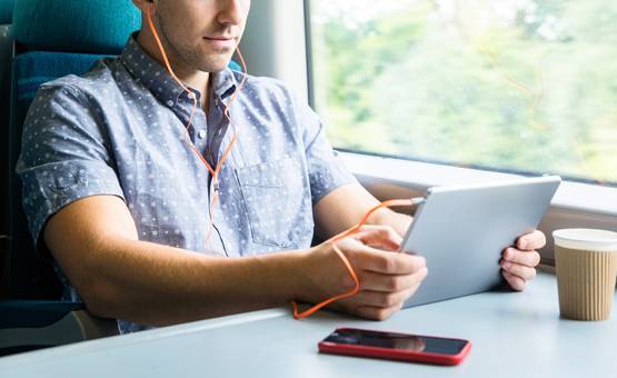 गर्लफ्रेंड से कहा- हां कर दो, दुनिया पलट दूंगा...ये शख्स बन गया IPS