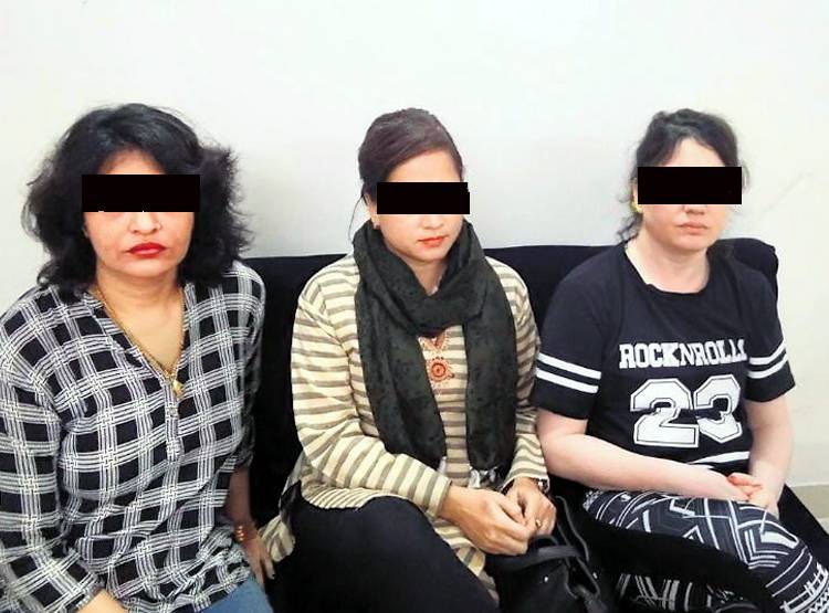 हनी ट्रैप: 'मेरा प्यार'-'पंछी' कोडवर्ड, 30 करोड़ में क्लिप‍िंग का सौदा!