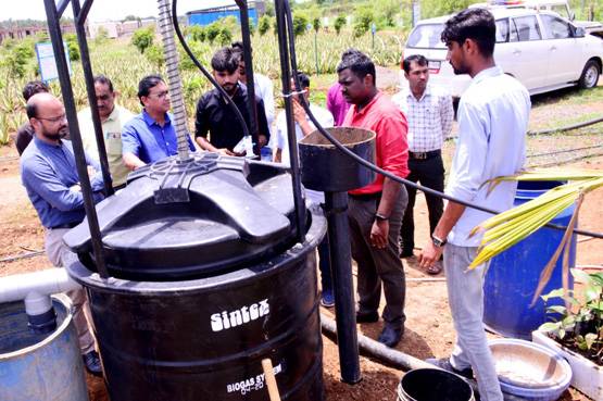 UPSC: पूछा प्रश्न, सुना दी PM मोदी के कैंपेन पर कविता, बने IAS