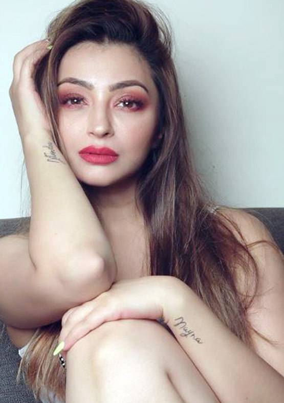 TV एक्ट्रेस का बोल्ड मेकओवर, दोस्त ने पूछा- क्या कराई है ब्रेस्ट सर्जरी