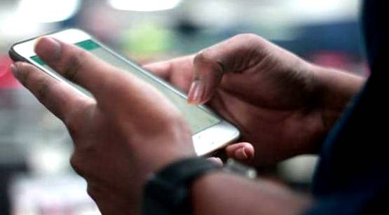 देर तक FB-Insta यूज से हो रहे ये 7 खतरनाक रोग, आपको तो नहीं?