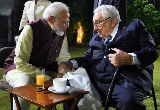 PM मोदी की जेपी मॉर्गन से मुलाकात, 5 ट्रिलियन इकोनॉमी पर चर्चा