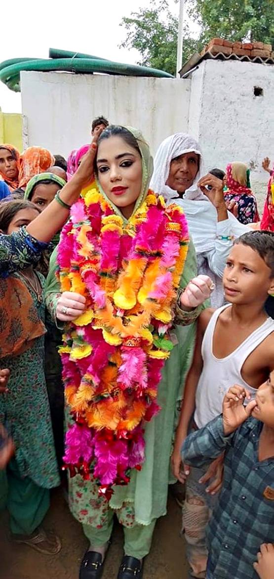 मां IAS, पिता जज, बेटी लंदन से लाखों की नौकरी छोड़ आई विधायक बनने