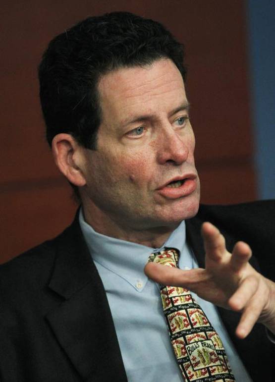 अरबपति ने कॉन्फ्रेंस में की सेक्स टॉक, गंवा दिए 4200 करोड़