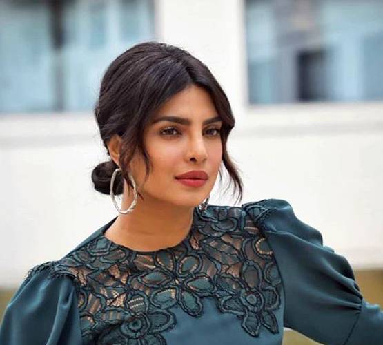 प्रियंका से होती है इस नेपाली एक्ट्रेस की तुलना, कांस में भी लहराया परचम