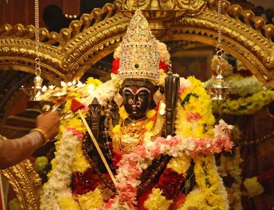 नवरात्र: पाकिस्तान ही नहीं इन 4 देशों में भी हैं देवी मां के शक्ति पीठ