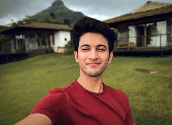 आलिया के भाई के बाद प्रियंका के बेटे का रोल निभा रहा ये एक्टर