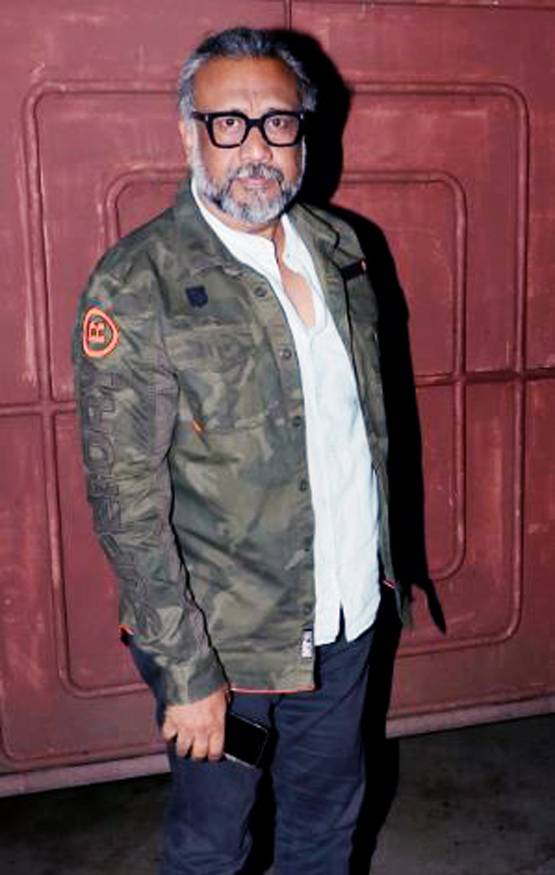 सांड की आंख-मेड इन चाइना की स्क्रीनिंग, स्टाइलिश लुक में दिखे सितारे