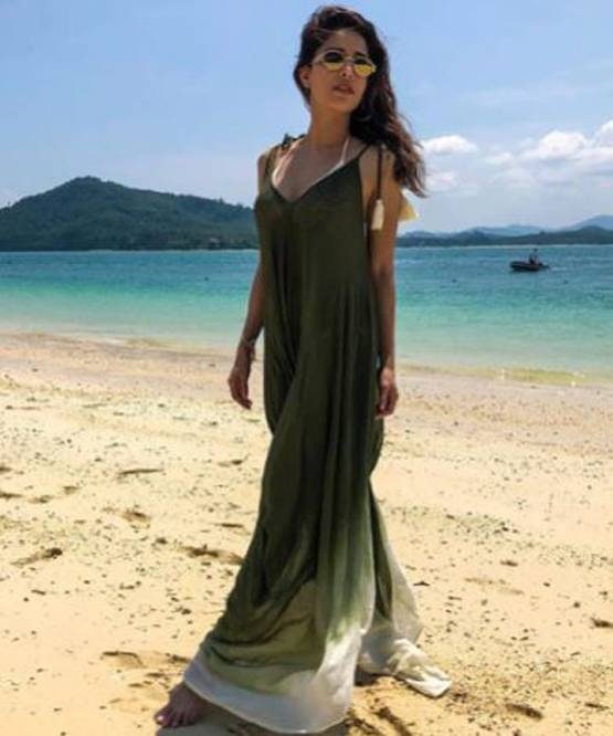 नुसरत भरूचा की बिकिनी फोटोज वायरल, टैटू फ्लॉन्ट करती दिखीं