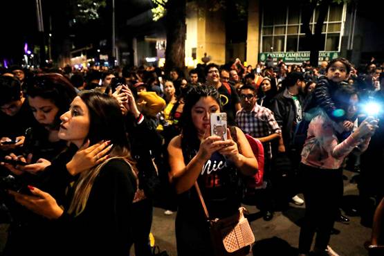 देर तक FB-Insta यूज से हो रहे ये 7 खतरनाक रोग, आपको तो नहीं?