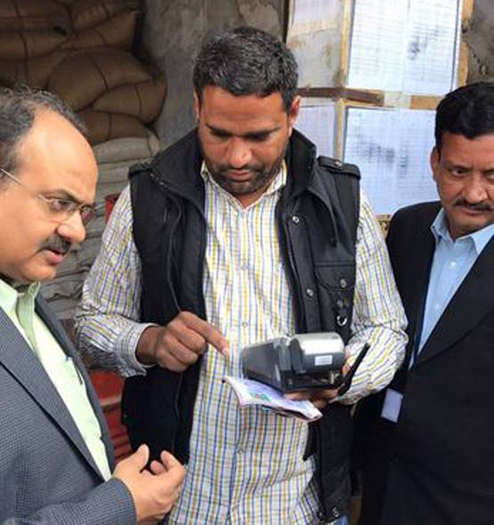 B.Tech, MBA, IAS...जानें, कौन हैं UIDAI के नये CEO पंकज कुमार