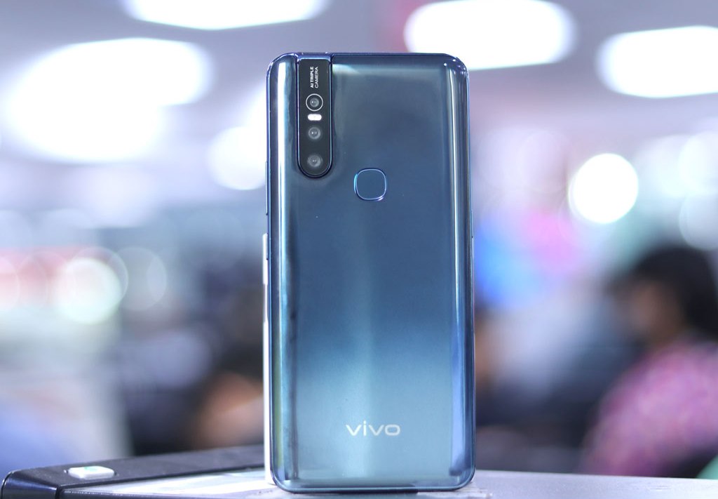 OnePlus 7-Redmi 7A जैसे फोन्स पर उठाएं छूट का फायदा