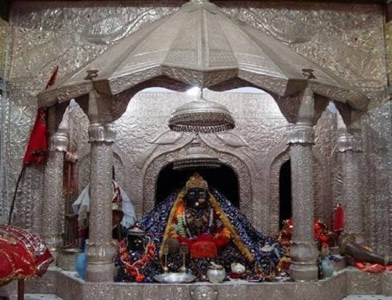 नवरात्र: पाकिस्तान ही नहीं इन 4 देशों में भी हैं देवी मां के शक्ति पीठ