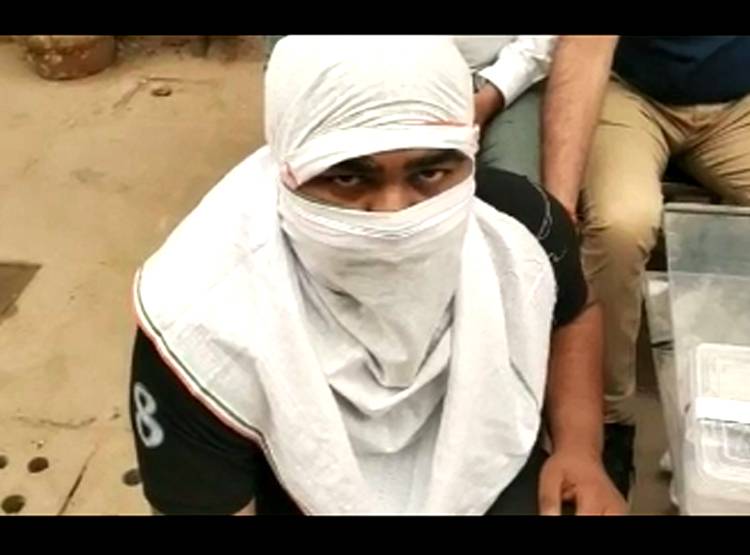 दुश्मनी के थे अलग कारण, चार दोस्तों ने म‍िलकर बनाई टीम, क‍िए मर्डर