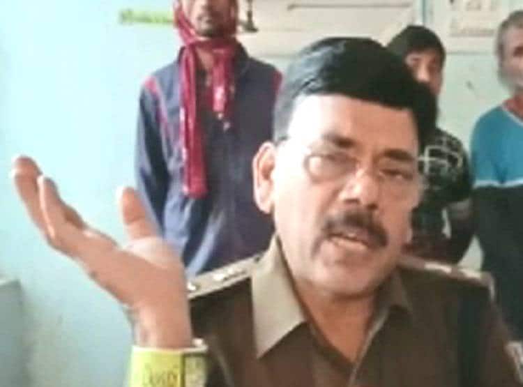 मुर्गे के हत्यारे को खोज रही पुलिस, 7 आरोप‍ियों पर FIR दर्ज