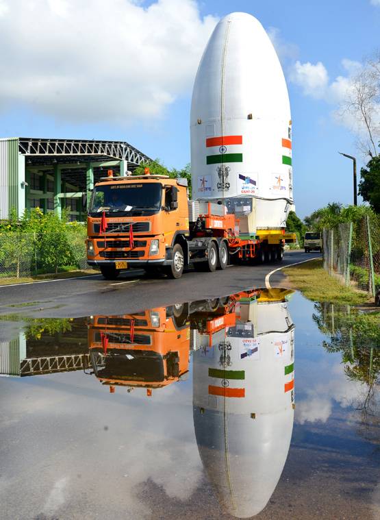 ISRO का मिशन 'सेफ इंडिया', इस साल छोड़े ये डिफेंस सैटेलाइट्स