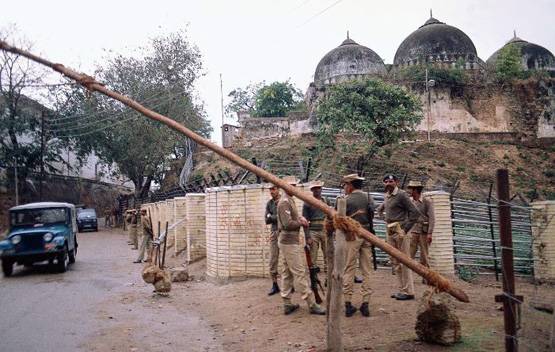 कब और किसने बनाई थी बाबरी मस्जिद, कैसे पड़ा इसका नाम