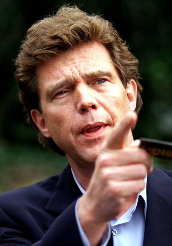 20 साल पहले इस शख्स ने लॉन्च किया था बिग बॉस, जानें कैसा था फर्स्ट शो