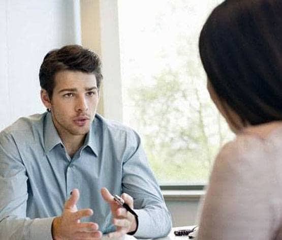 IAS इंटरव्यू में रूमाल देख पूछा 'What is That', दिया मजेदार जवाब