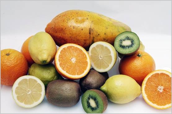 बढ़ते वजन को कंट्रोल करना है तो खाना शुरू कर दें ये फल