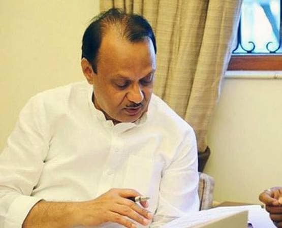 इतना बड़ा शरद पवार का परिवार, चाचा को छोड़ भतीजे ने बनाई सरकार