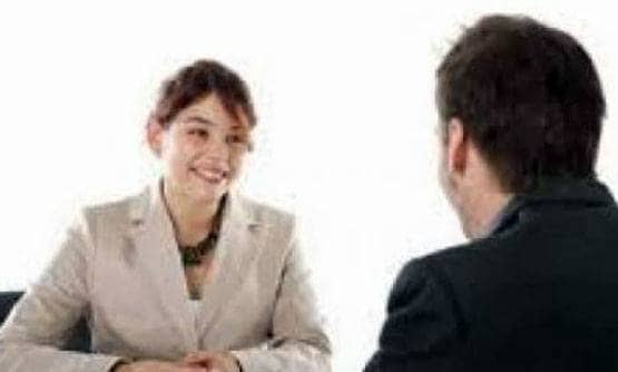 IAS इंटरव्यू में रूमाल देख पूछा 'What is That', दिया मजेदार जवाब