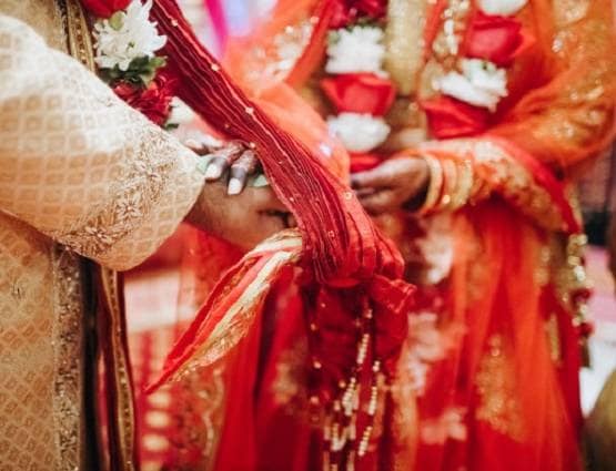 शादी में क्यों जरूरी हैं 7 फेरे, 7 वचनों में पति-पत्नी क्या करते हैं वादे?