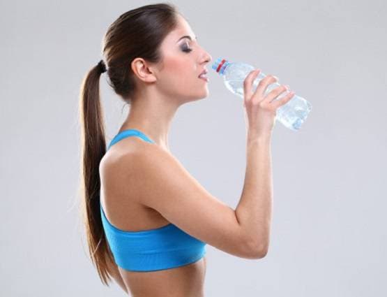 हंसने और च्यूंइगम चबाने से घटेगा वजन, फ्री में वेट कंट्रोल करने की 5 ट्रिक