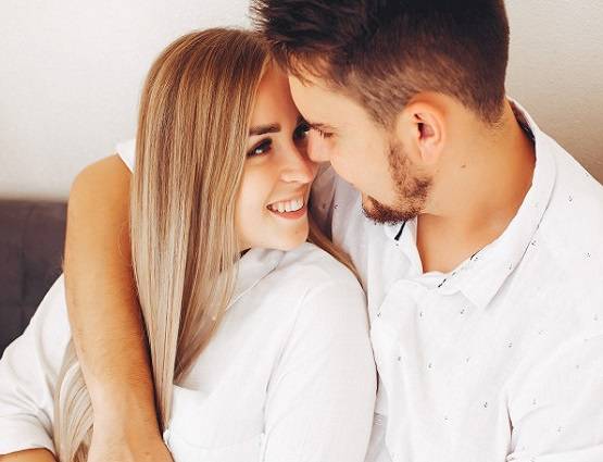 इंदौर जैसे छोटे शहरों में कैसे गुपचुप फल-फूल रही है वेश्यावृत्ति?