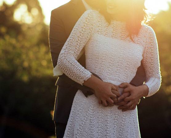 पति-पत्नी के पीठ पीछे कितने भारतीय चलाते हैं अफेयर, सामने आई सच्चाई