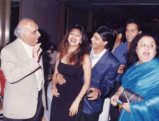 गौरी संग 5 मिनट चली थी शाहरुख की फर्स्ट डेट, शादी में पहना था उधार का सूट