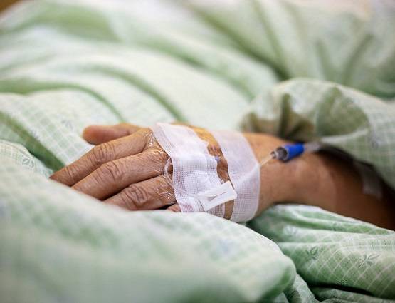 जानिए बच्चे-बुजुर्ग ही क्यों निमोनिया के शिकार? हर साल लाखों मौत