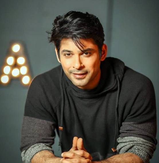 'नामर्द' बोलने पर सिद्धार्थ की फ्रेंड ने रश्मि की लगाई क्लास, कही ये बात