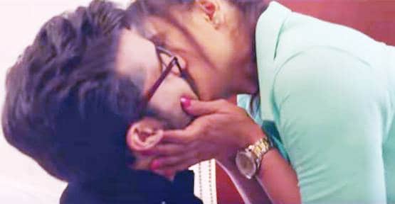 हम तुम और देम ट्रेलर: श्वेता का बोल्ड अंदाज, लिपलॉक सीन्स Viral