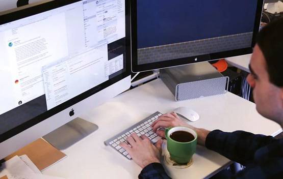 डॉक्टर, वकील, टीचर... जानें पेशे से कैसे जुड़ी है आपकी सेक्स लाइफ?